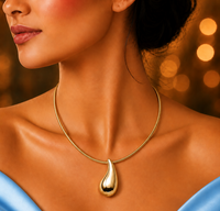 SORVE Minimalist Teardrop Pendant Necklace