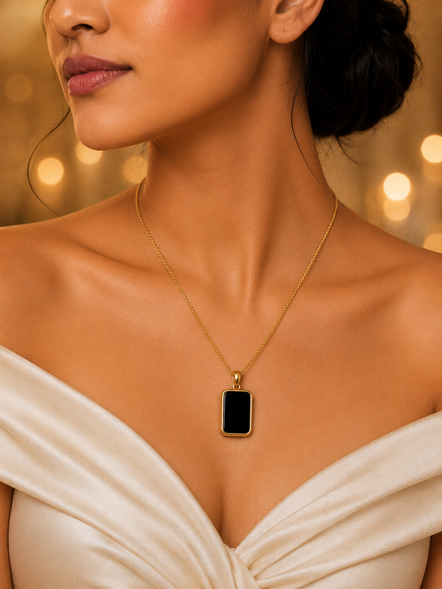 SORVE Black Onyx Pendant Necklace