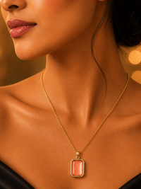 SORVE Peach Stone Pendant Necklace