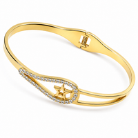 SORVE Crystal Star Heart Bracelet – Luxury Gold Cuff