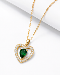 SORVE Green Heart Crystal Necklace – Elegant Gold Pendant