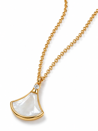 SORVE White Shell Pendant Necklace for Women