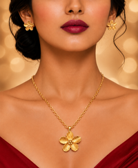 SORVE Golden Floral Pendant Necklace Set