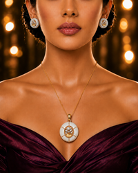 SORVE Pearl White Pendant Set – Luxury Gold Jewelry