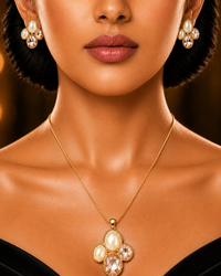 SORVE Pearl Bloom Necklace & Earrings Set – Luxury Collection